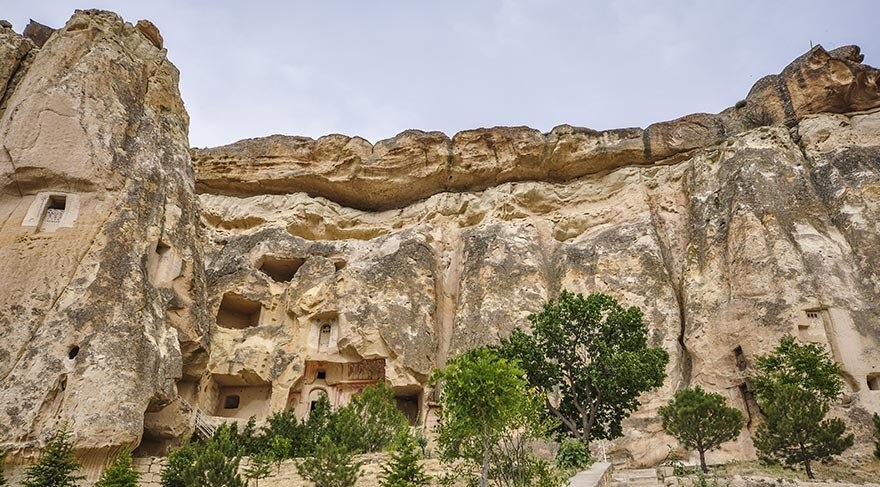 Places to Visit in Çavuşin, saint john the baptist church, çavuşin old mosque, red valley view from çavuşin, must see in çavuşin, old çavuşin caves