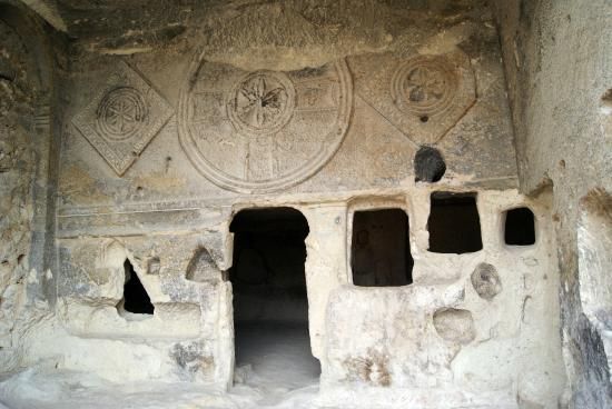 Places to Visit in Çavuşin, saint john the baptist church, çavuşin old mosque, red valley view from çavuşin, must see in çavuşin, old çavuşin caves