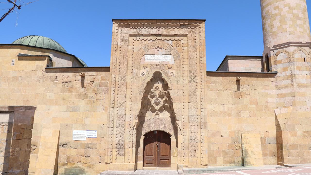 Seljuk Monuments to Visit in Cappadocia, sarıhan cervanserai cappadocia, aksaray monuments, aladdin cami, konya cappadocia, where is?