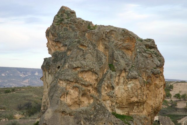 Castles to Visit in Cappadocia, ortahisar castle, uçhisar castle, fortress in cappadocia, watch towers, ancient castles in anatolia, cappadocia rocks