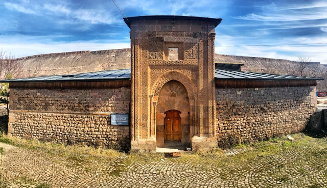 Seljuk Monuments to Visit in Cappadocia, sarıhan cervanserai cappadocia, aksaray monuments, aladdin cami, konya cappadocia, where is?